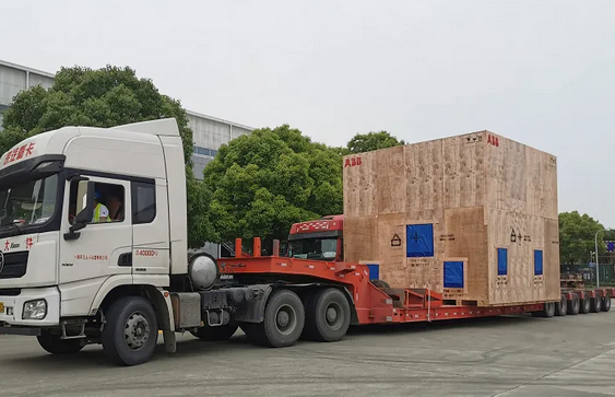 “200噸以上機械設備怎么運？千噸級車隊+全程保險覆蓋”-鑫漢物流
